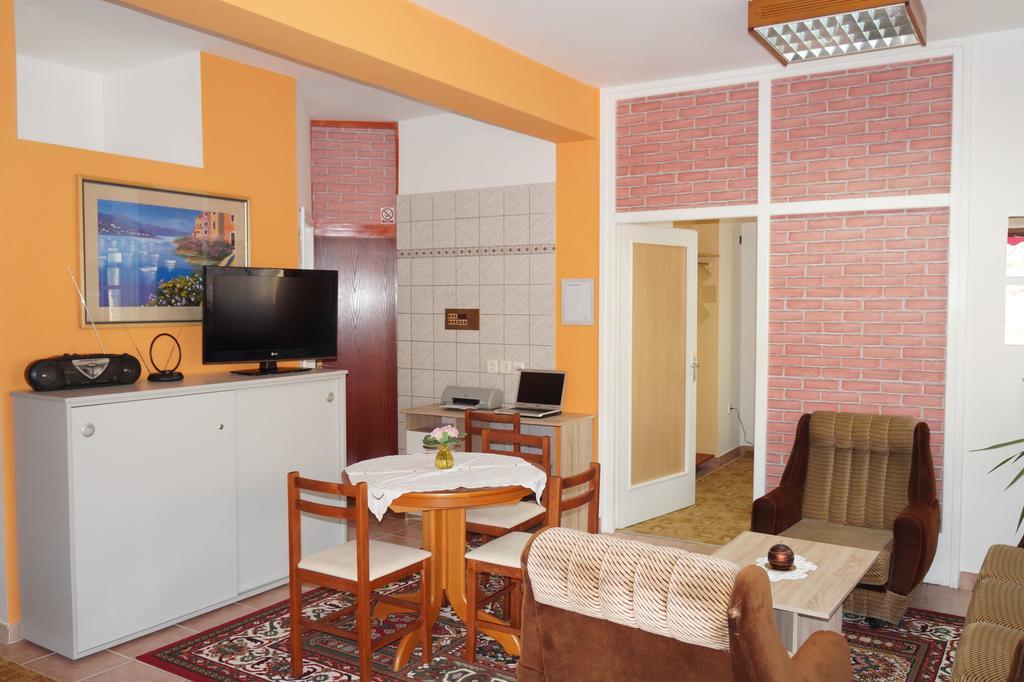 Apartment Pokos Varazdinske Toplice Exterior photo